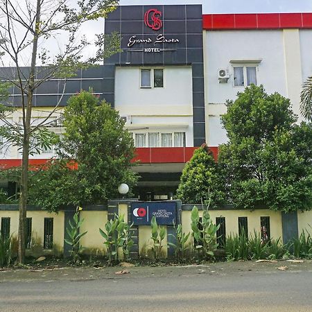 Hotel Grand Saota Syariah Soppeng RedPartner Lalabata Bagian luar foto