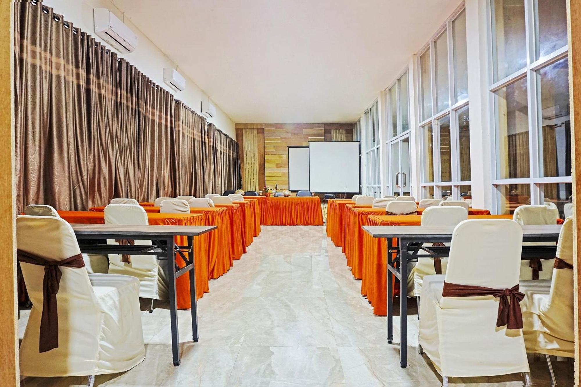Hotel Grand Saota Syariah Soppeng RedPartner Lalabata Bagian luar foto