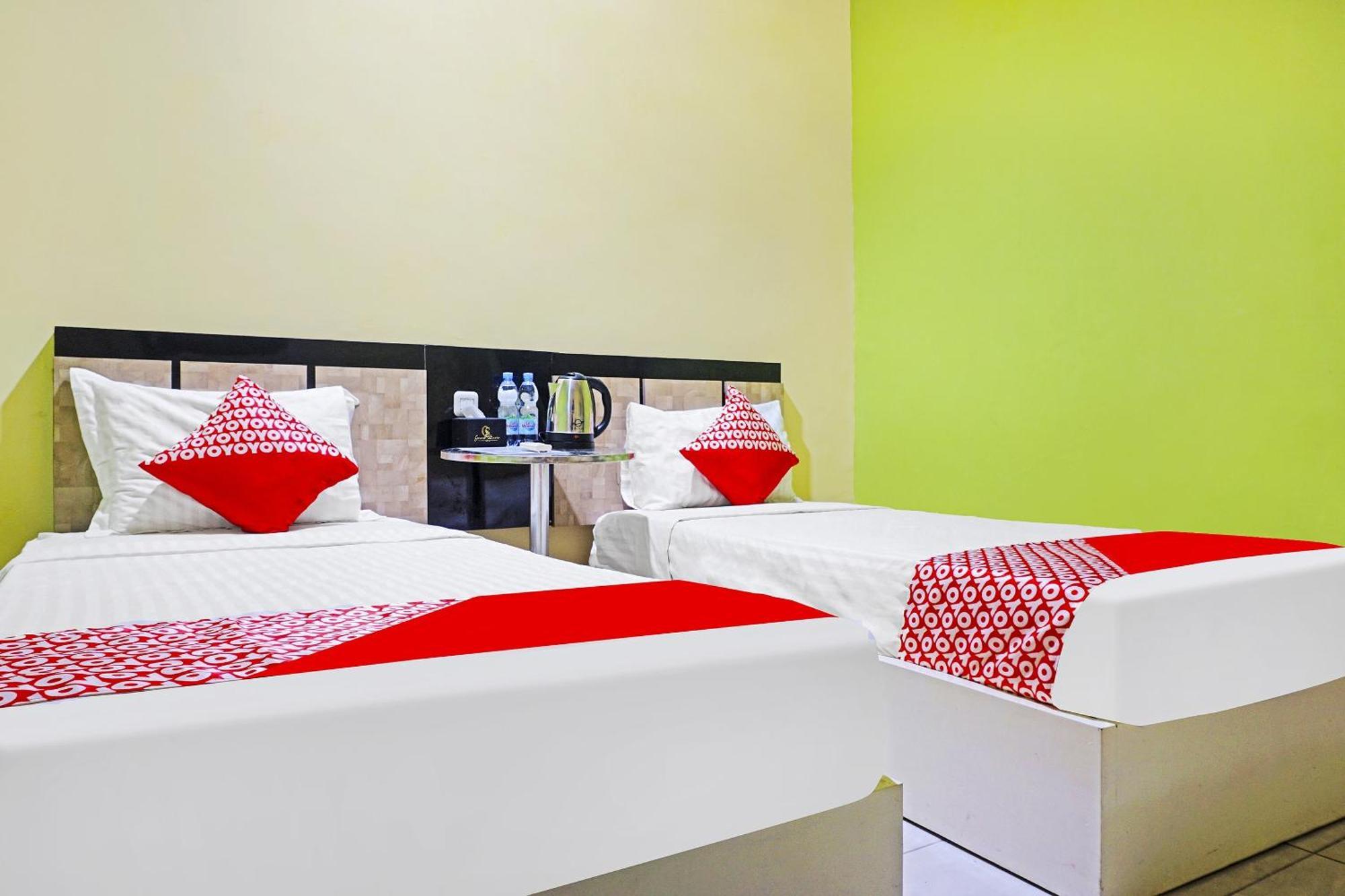 Hotel Grand Saota Syariah Soppeng RedPartner Lalabata Bagian luar foto