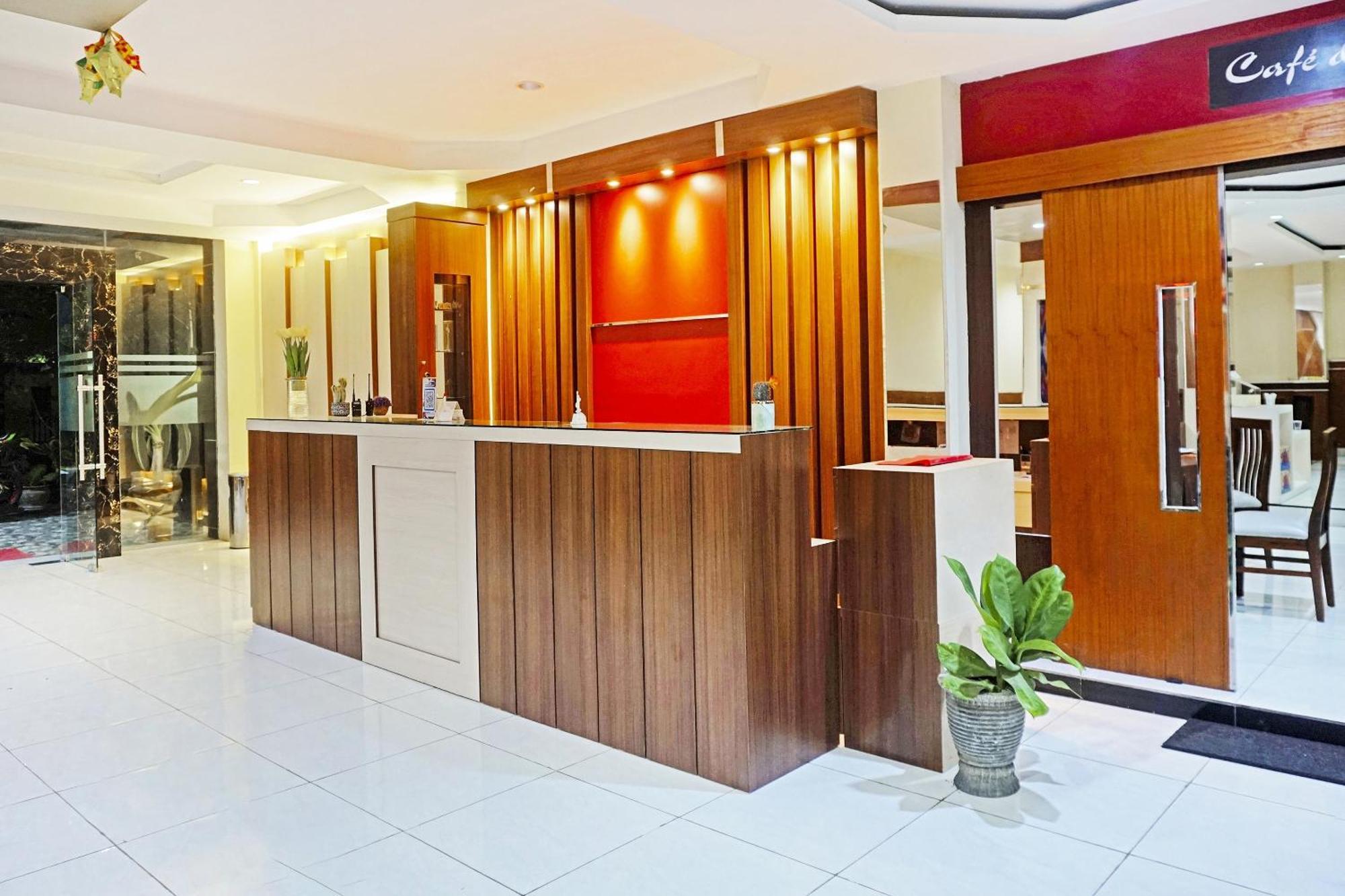 Hotel Grand Saota Syariah Soppeng RedPartner Lalabata Bagian luar foto